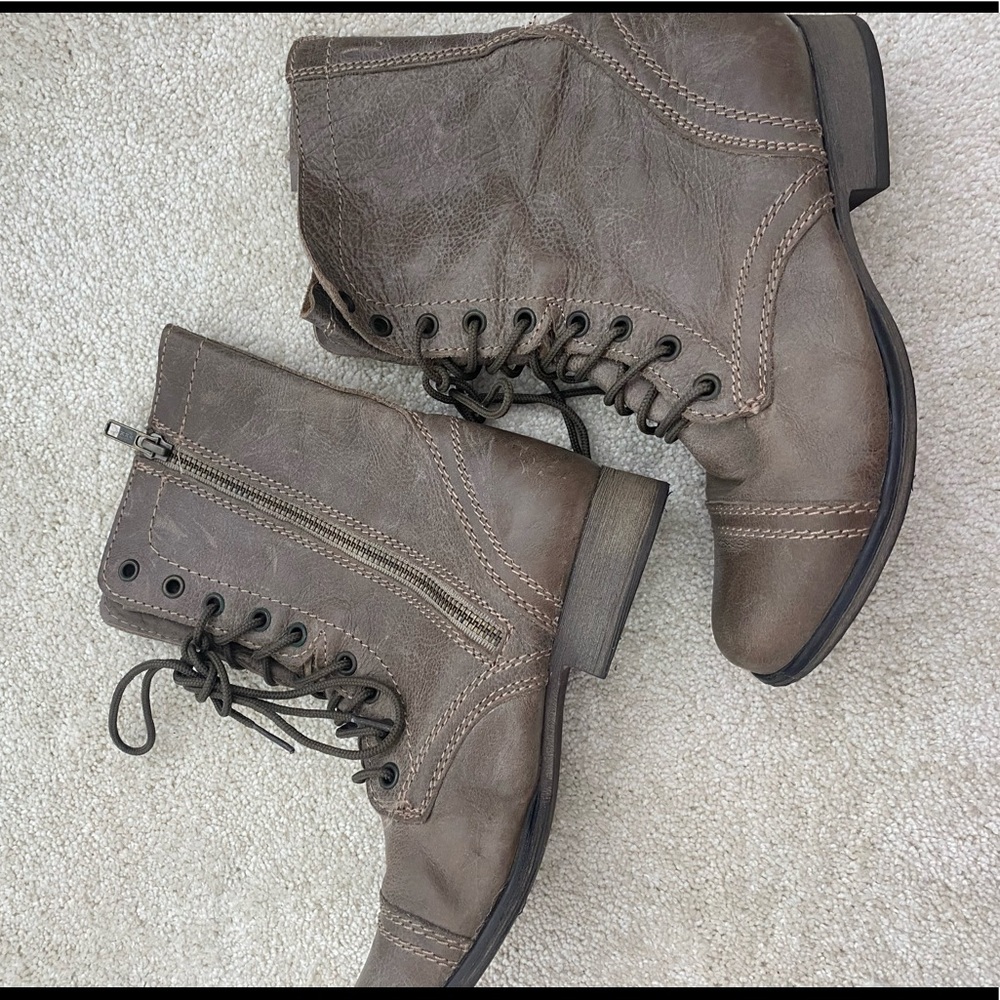 Steve Madden Motto Boots
